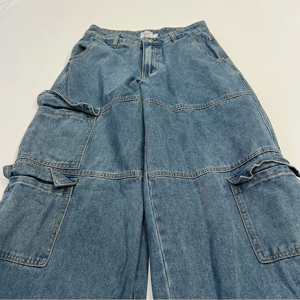 Princess Polly Wide Leg Cargo Jeans US 2 High Rise Light Wash Denim - Picture 4 of 10